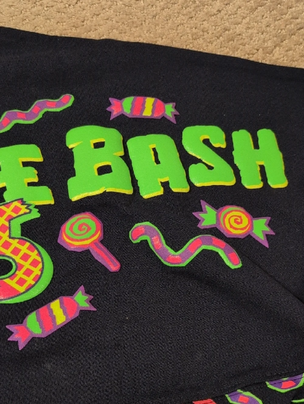 Disneyland California Oogie Boogie Bash 2025 Black Neon-Print Spirit Jersey - Picture 8 of 8